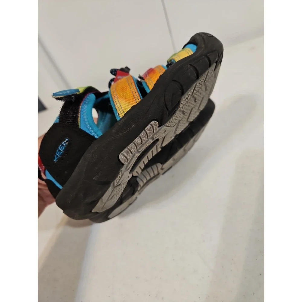 KEEN Newport H2 Tie Dye Rainbow Sandals for Kids Size 11 Washable Sandals